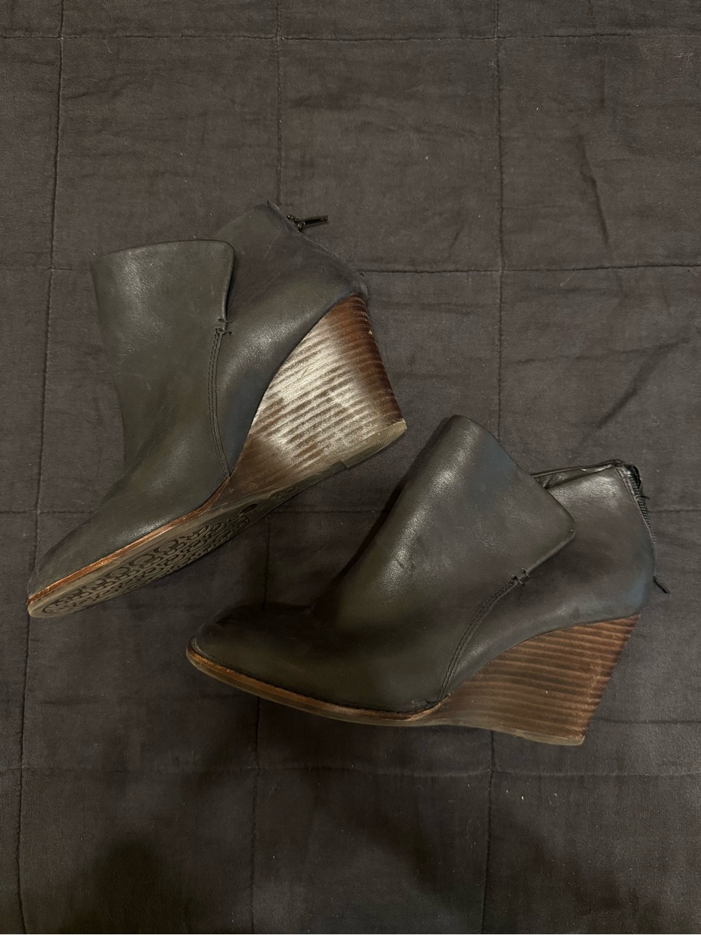 Gianni Bini Black Leather Wedge Ankle Booties